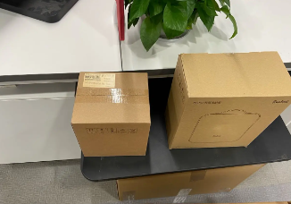 全新红米pro投影仪转让（上门自提）